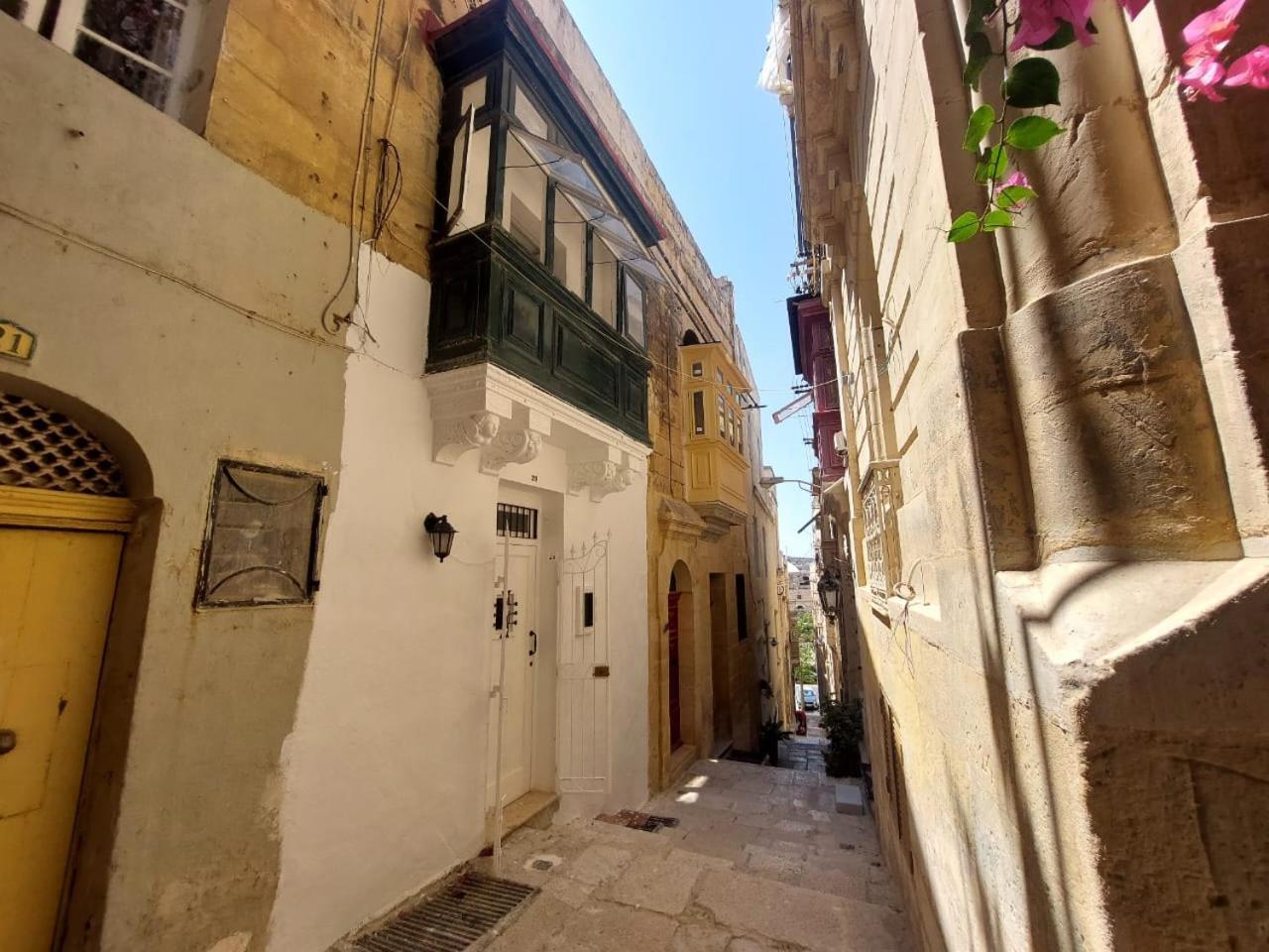 Townhouse , Cospicua